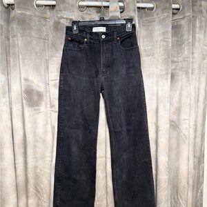 Abercrombie & Fitch The '90s Relaxed Jean High Rise